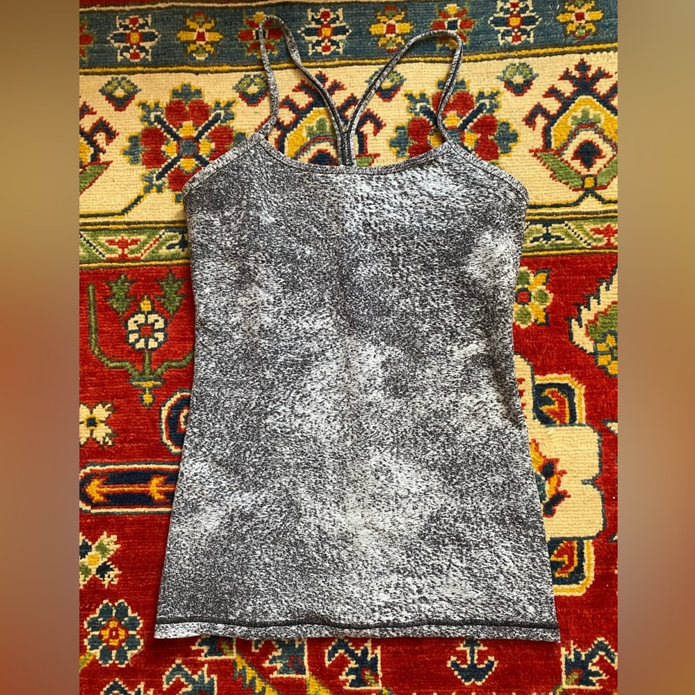 Lululemon Tank (Size 6 or 8)